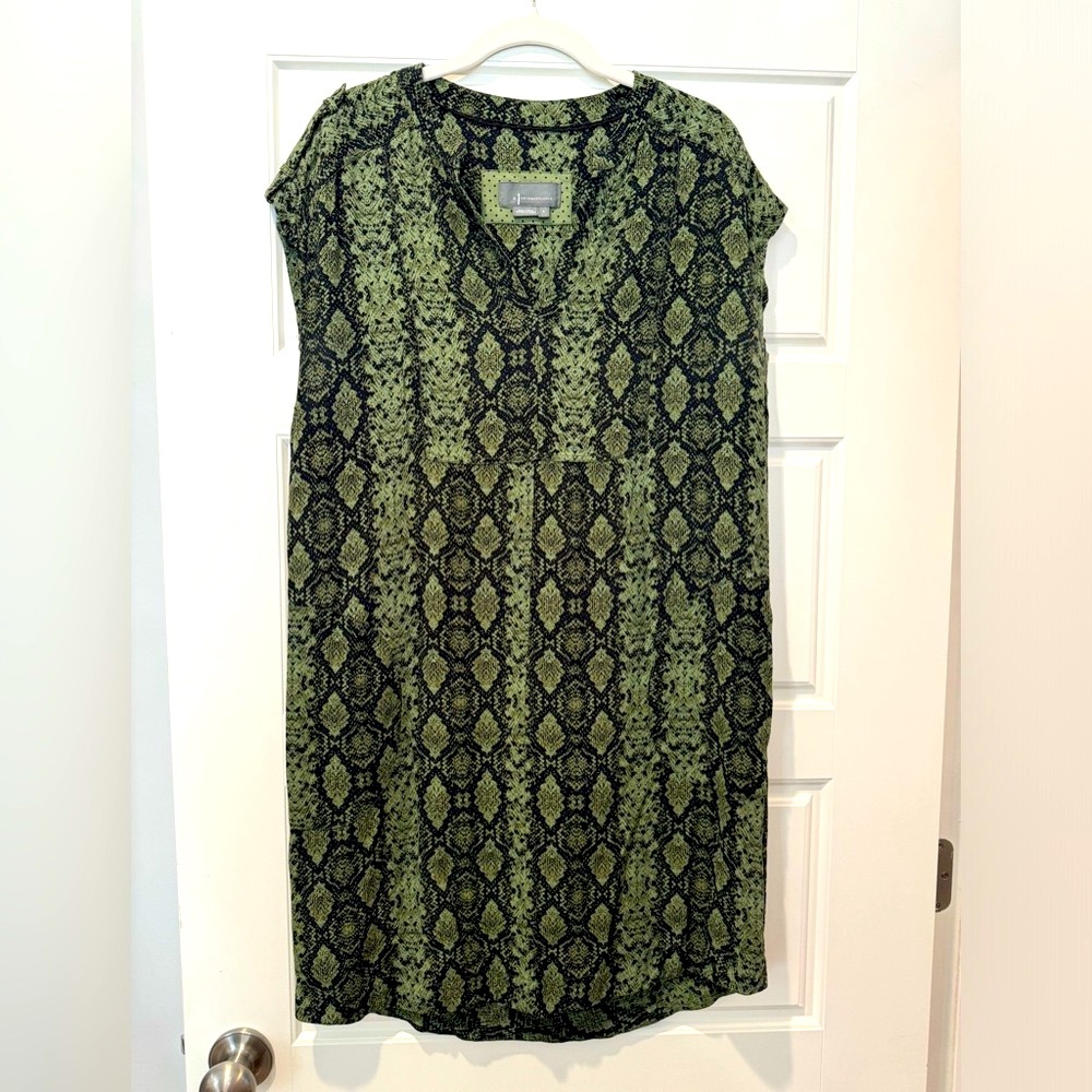 Anthropologie S Green Snakeskin Mini Dress